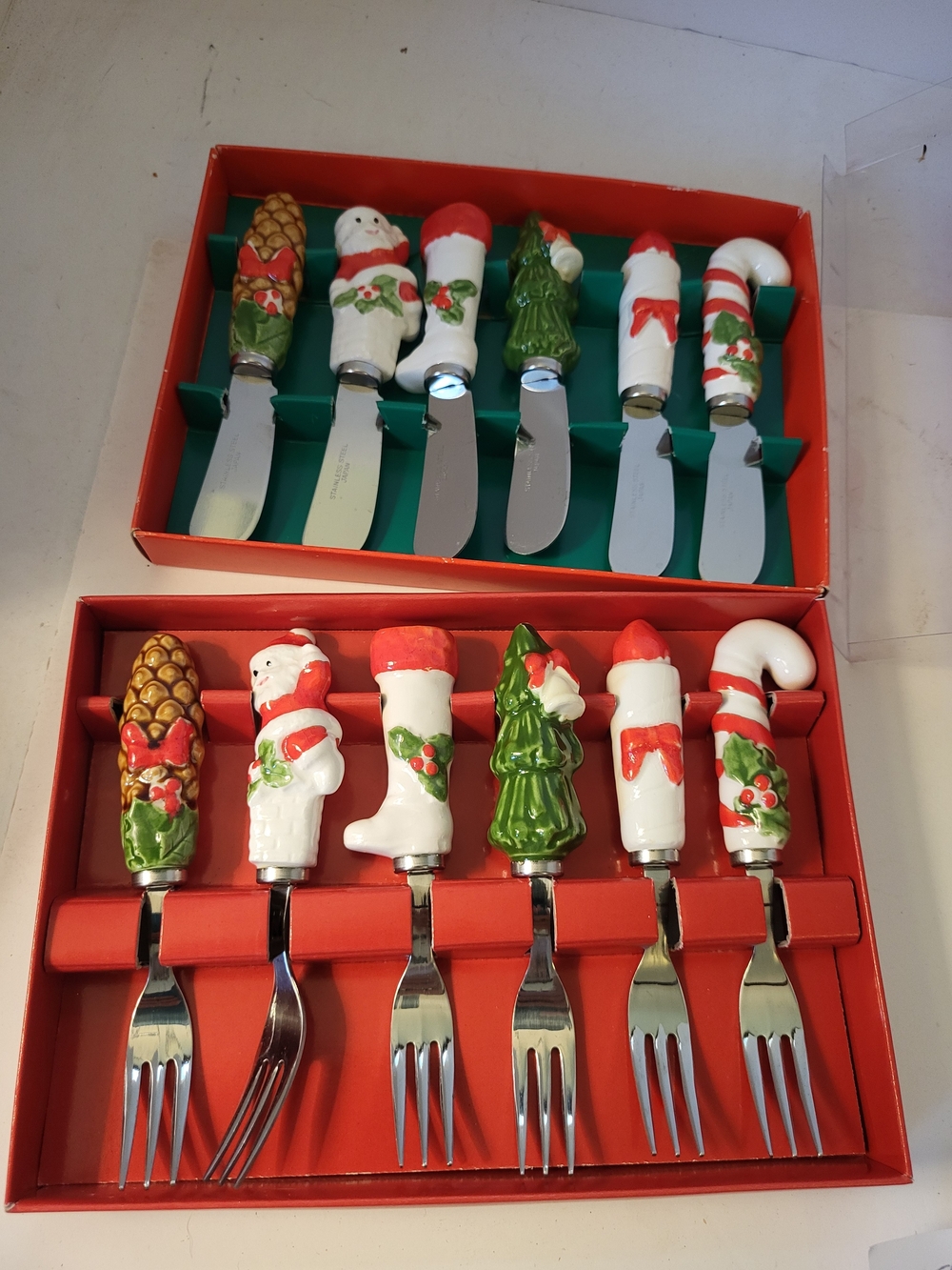 1980s NOS Christmas Holiday Appetizer Fork & Spreader Sets Japan